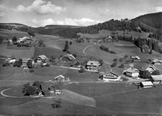 Ansichtskarte «Süderen b. Thun» Verlag W. Stettler, Süderen ungelaufen